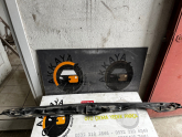 Oto Çıkma Parça / Renault / Megane / Oto Cam / Ön Cam Izgarası / Çıkma Parça 