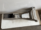 Oto Çıkma Parça / Citroen / C5 / Koltuk & Döşeme / Orta Konsol / Çıkma Parça 