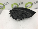 Oto Çıkma Parça / Audi / A4 / Far & Stop / Sağ Ön Far / Çıkma Parça 