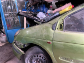 Renault Scenic 1 sol ön çamurluk