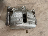 Oto Çıkma Parça / Volkswagen / Passat / Fren / Kaliper / Çıkma Parça 