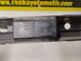 Oto Çıkma Parça / Renault / Megane / Tampon / Tampon Braketi / Çıkma Parça 