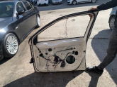 Oto Çıkma Parça / Volkswagen / Golf / Kaporta & Karoser / Sağ Ön Kapı / Çıkma Parça 