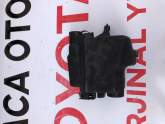 Oto Çıkma Parça / Toyota / Yaris / Filtre / Hava Filtresi Kutusu / Çıkma Parça 