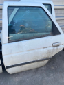 Oto Çıkma Parça / Ford / Escort / Kaporta & Karoser / Sağ Ön Kapı / Çıkma Parça 