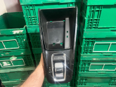 OCTAVİA VİTES ÇERÇEVESİ VE KOLU ORJİNAL 5E4713203BJ