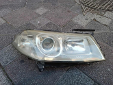 Oto Çıkma Parça / Renault / Megane / Far & Stop / Sağ Ön Far / Çıkma Parça 