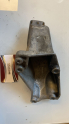 8D0199307L vw passat 1.8 benzinli apt motor kulağı braketi