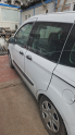 Ford courier sol on ve arka kapi