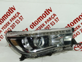 Oto Çıkma Parça / Toyota / Hilux / Far & Stop / Sağ Ön Far / Çıkma Parça 