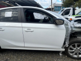 Oto Çıkma Parça / Opel / Corsa / Kaporta & Karoser / Sağ Ön Kapı / Çıkma Parça 