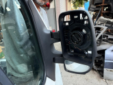 Oto Çıkma Parça / Renault / Master / Kaporta & Karoser / Kapı Menteşesi / Çıkma Parça 