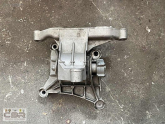 Oto Çıkma Parça / Porsche / Boxster / Motor / Takozu & Kulağı / Çıkma Parça 