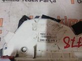 Oto Çıkma Parça / Volkswagen / Passat / Kaporta & Karoser / Kapı Kilidi / Çıkma Parça 