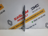 Oto Çıkma Parça / Renault / Megane / Kaporta & Karoser / Sağ Ön Çamurluk / Çıkma Parça 