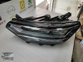 Oto Çıkma Parça / Volkswagen / Passat / Far & Stop / Sol Ön Far / Çıkma Parça 