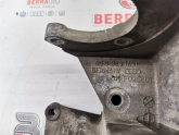 Oto Çıkma Parça / Audi / A4 / Motor / Bağlantı Braketi / Çıkma Parça 