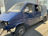 Oto Çıkma Parça / Volkswagen / Transporter / Kaporta & Karoser / Sağ Ön Çamurluk / Çıkma Parça 