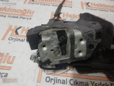 Oto Çıkma Parça / Ford / Tourneo Custom / Kaporta & Karoser / Kapı Kilidi / Çıkma Parça 