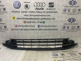 Volkswagen Passat B8.5 (2019-2023) Ön Tampon Orta Izgarası Kromlu