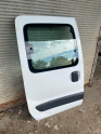 Oto Çıkma Parça / Renault / Kangoo / Kaporta & Karoser / Sağ Sürgülü Kapı / Çıkma Parça 