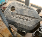 Volvo S60 Motor Kapağı