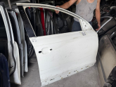 Oto Çıkma Parça / Audi / Q7 / Kaporta & Karoser / Sağ Ön Kapı / Çıkma Parça 