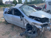 Toyota corolla.  Sağ ön kapı