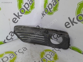 Oto Çıkma Parça / Bmw / 1 Serisi / Tampon / Sis Farı Çerçevesi / Çıkma Parça 