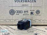 Oto Çıkma Parça / Volkswagen / VW CC / Far & Stop / Far Ayar Düğmesi / Sıfır Parça 