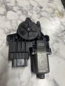 Oto Çıkma Parça / Volkswagen / Transporter / Oto Cam / Cam Motoru / Çıkma Parça 