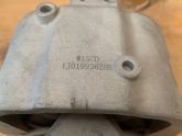 Oto Çıkma Parça / Volkswagen / Golf / Motor / Takozu & Kulağı / Sıfır Parça 