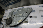 Oto Çıkma Parça / Ford / Focus / Oto Cam / Cam Krikosu / Çıkma Parça 