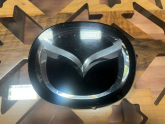 MAZDA CX-3 ÖN ARMA LOGO ORJİNAL  14-18 MAZDA CX-3 ÖN ARMA LOGO ORJİNAL  14-18