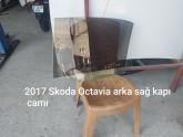 Skoda Octavia çıkma arka sağ kapı camı