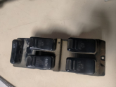 Oto Çıkma Parça / Mazda / 121 / Oto Cam / Cam Düğmesi / Çıkma Parça 