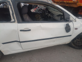 Ford Fiesta Van sağ ön kapı