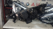 Oto Çıkma Parça / Renault / Megane / Far & Stop / Sağ Ön Far / Çıkma Parça 