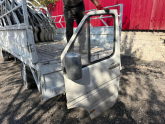 Oto Çıkma Parça / Mercedes / Sprinter / Kaporta & Karoser / Sol Ön Kapı / Çıkma Parça 