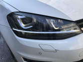 Oto Çıkma Parça / Volkswagen / Golf / Kaporta & Karoser / Sağ Ön Çamurluk / Çıkma Parça 