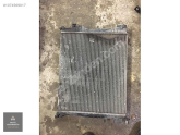 Oto Çıkma Parça / Renault / Clio / Radyatör / Su Radyatörü / Çıkma Parça 