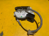 Oto Çıkma Parça / Volkswagen / Passat / Kaporta & Karoser / Kapı Kilidi / Çıkma Parça 