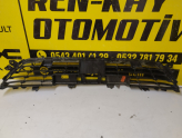 Oto Çıkma Parça / Renault / Clio / Tampon / Orta Izgara / Çıkma Parça 