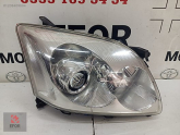 Oto Çıkma Parça / Toyota / Avensis / Far & Stop / Sağ Ön Far / Çıkma Parça 