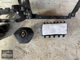 Oto Çıkma Parça / Renault / Clio / Göğüslük & Torpido / Torpido Kapağı / Çıkma Parça 
