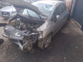Oto Çıkma Parça / Toyota / Auris / Kaporta & Karoser / Sol Ön Kapı / Çıkma Parça 