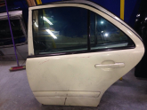 MERCEDES E180 E200 E220 E250 E280 E300 W210 SOL ARKA KAPI DOLU