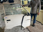 Oto Çıkma Parça / Mitsubishi / L300 / Oto Cam / Kapı Camları / Çıkma Parça 
