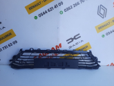 Oto Çıkma Parça / Renault / Megane / Tampon / Orta Izgara / Çıkma Parça 