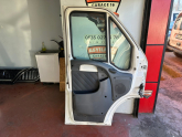 Oto Çıkma Parça / Peugeot / Boxer / Kaporta & Karoser / Sol Ön Kapı / Çıkma Parça 